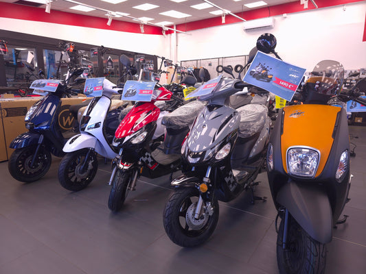 🛵 4 scooters IMF thermiques à prix malin